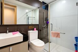 Esparina Residences (D19), Condominium #634190041